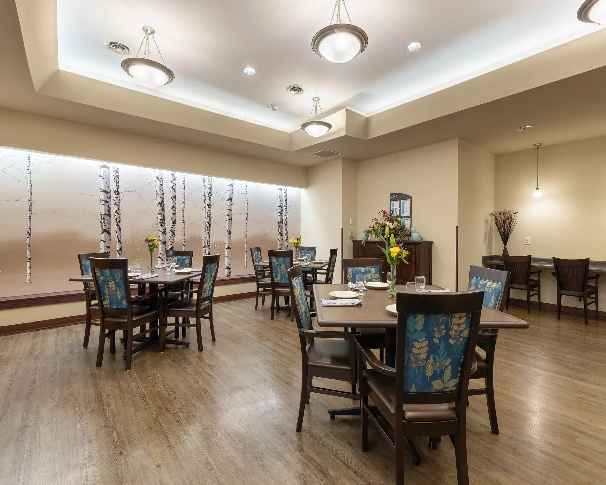 https://www.jaybirdseniorliving37.net/wp-content/uploads/2025/11/ms-living-cross_14_2048.webp